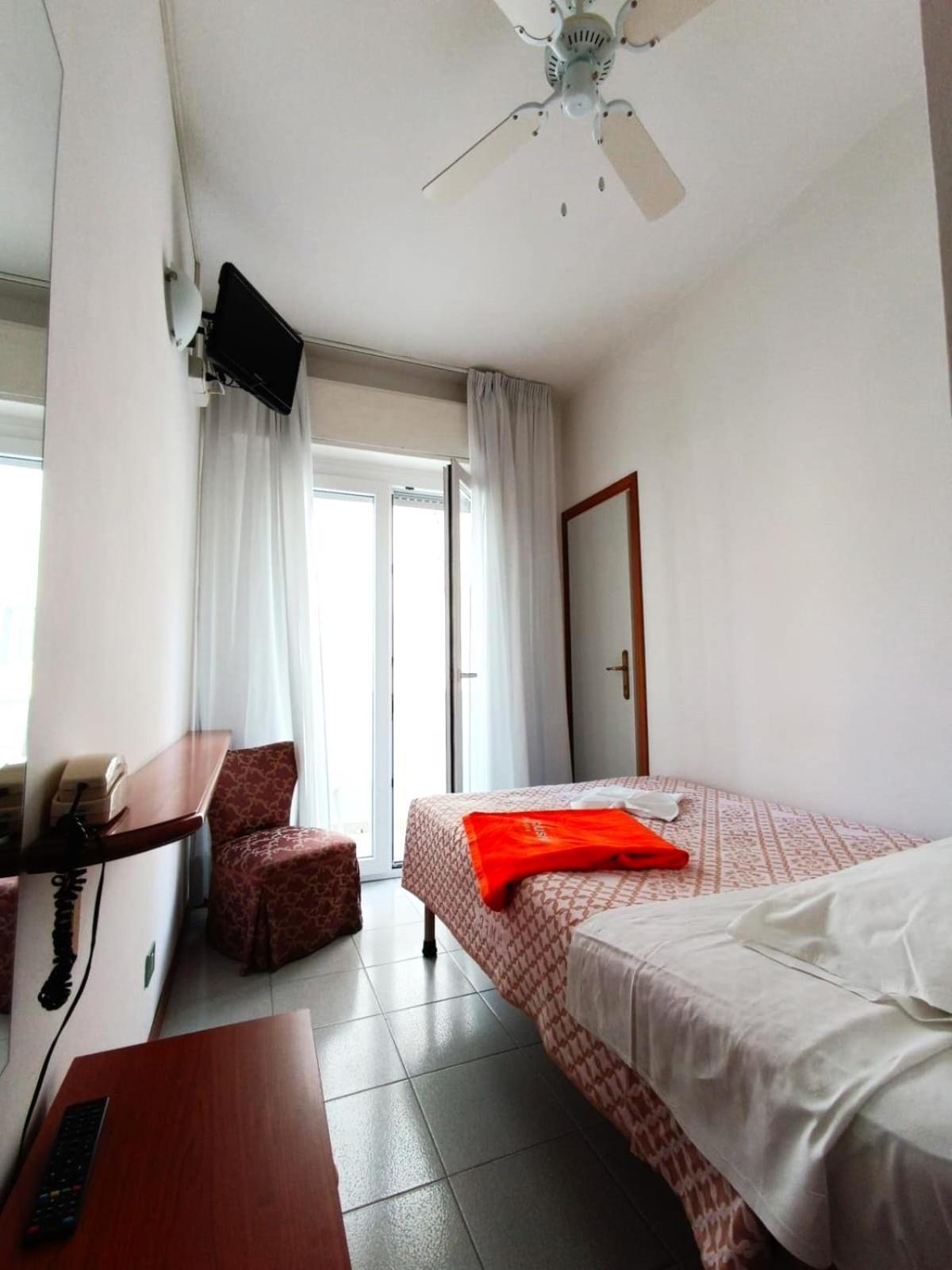hotel exclusive Riccione Exterior foto
