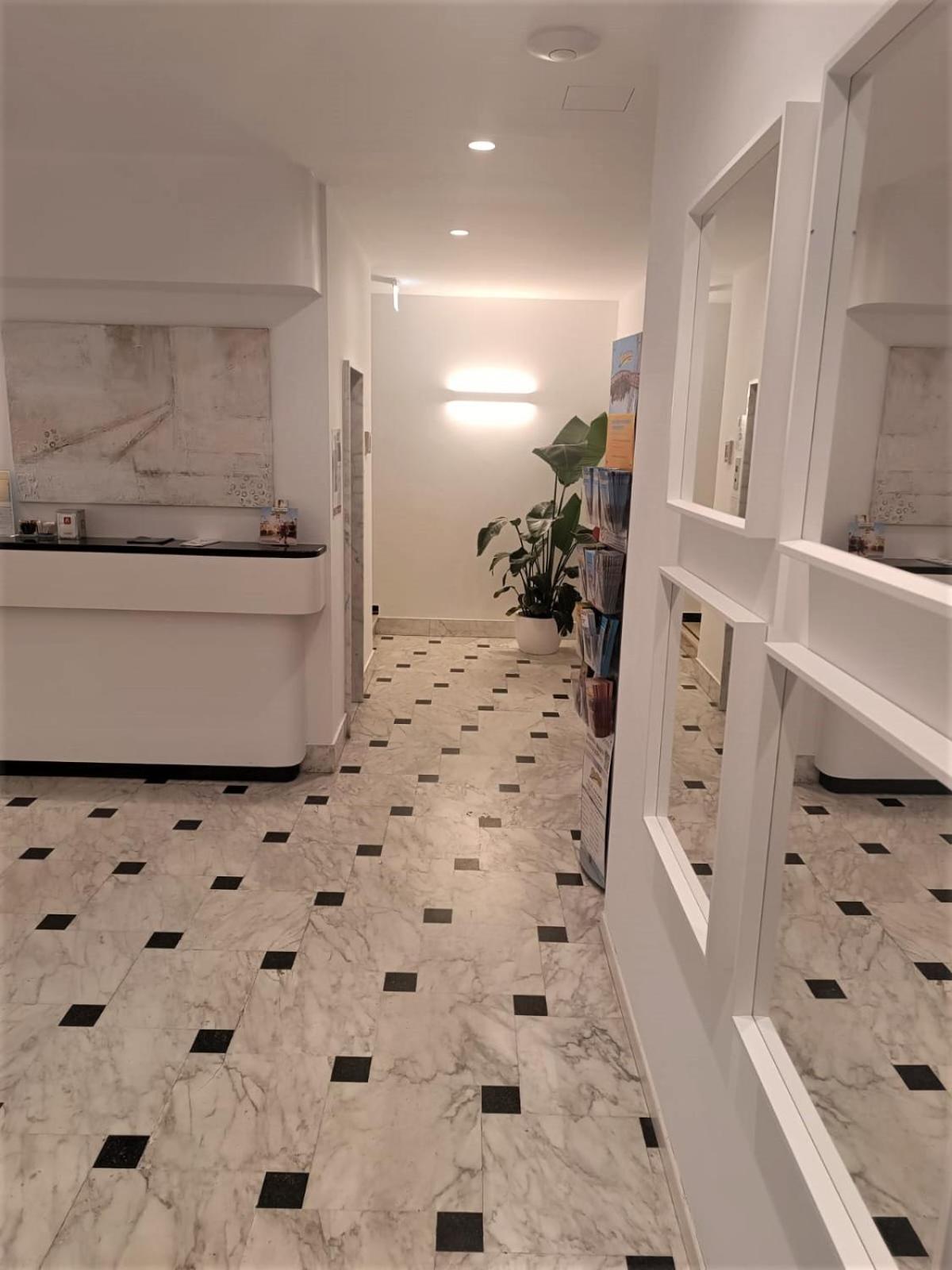 hotel exclusive Riccione Exterior foto