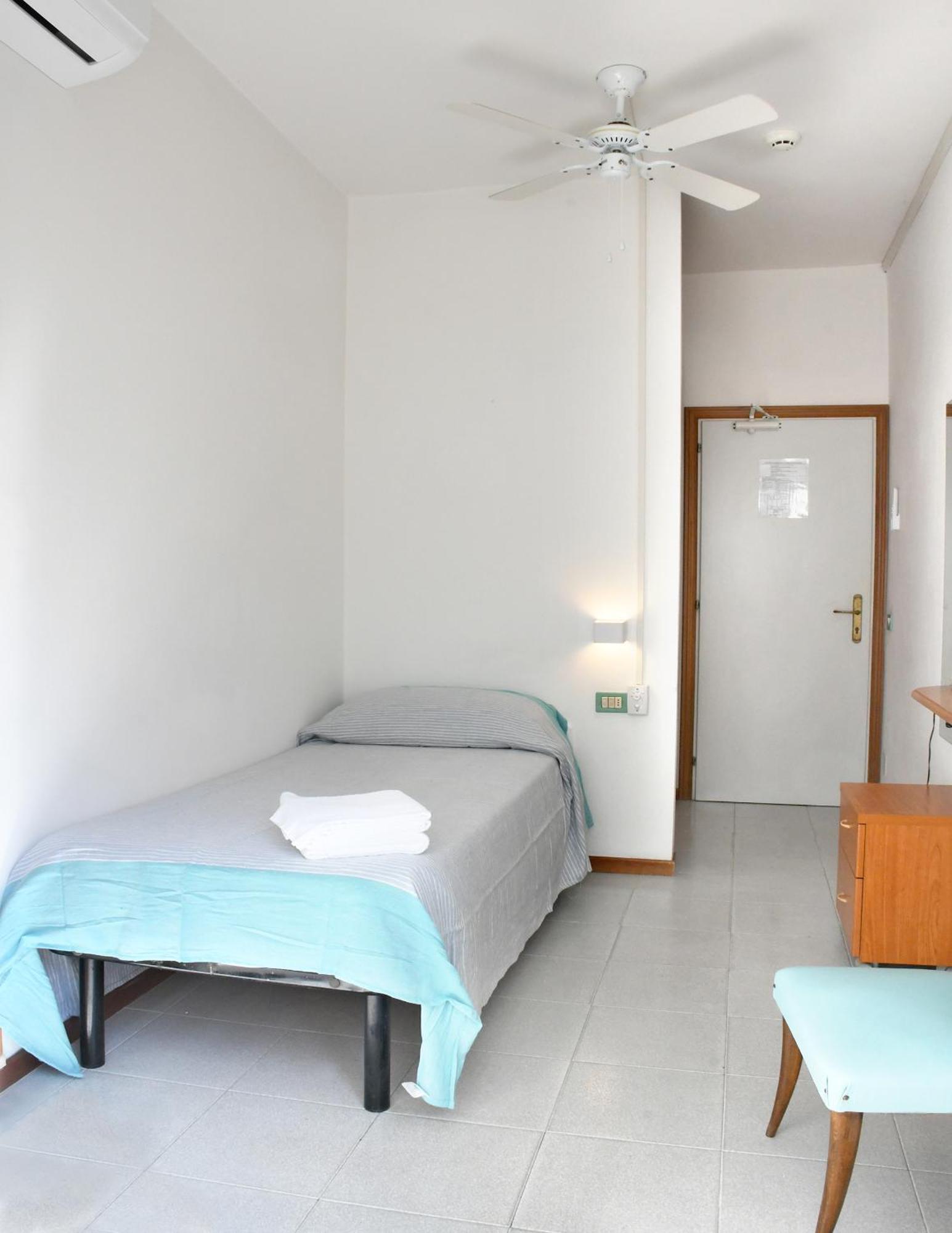 hotel exclusive Riccione Exterior foto